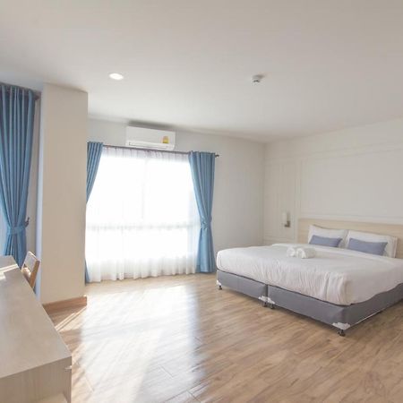 Donchan Grand Hotel Chiang Mai Dış mekan fotoğraf