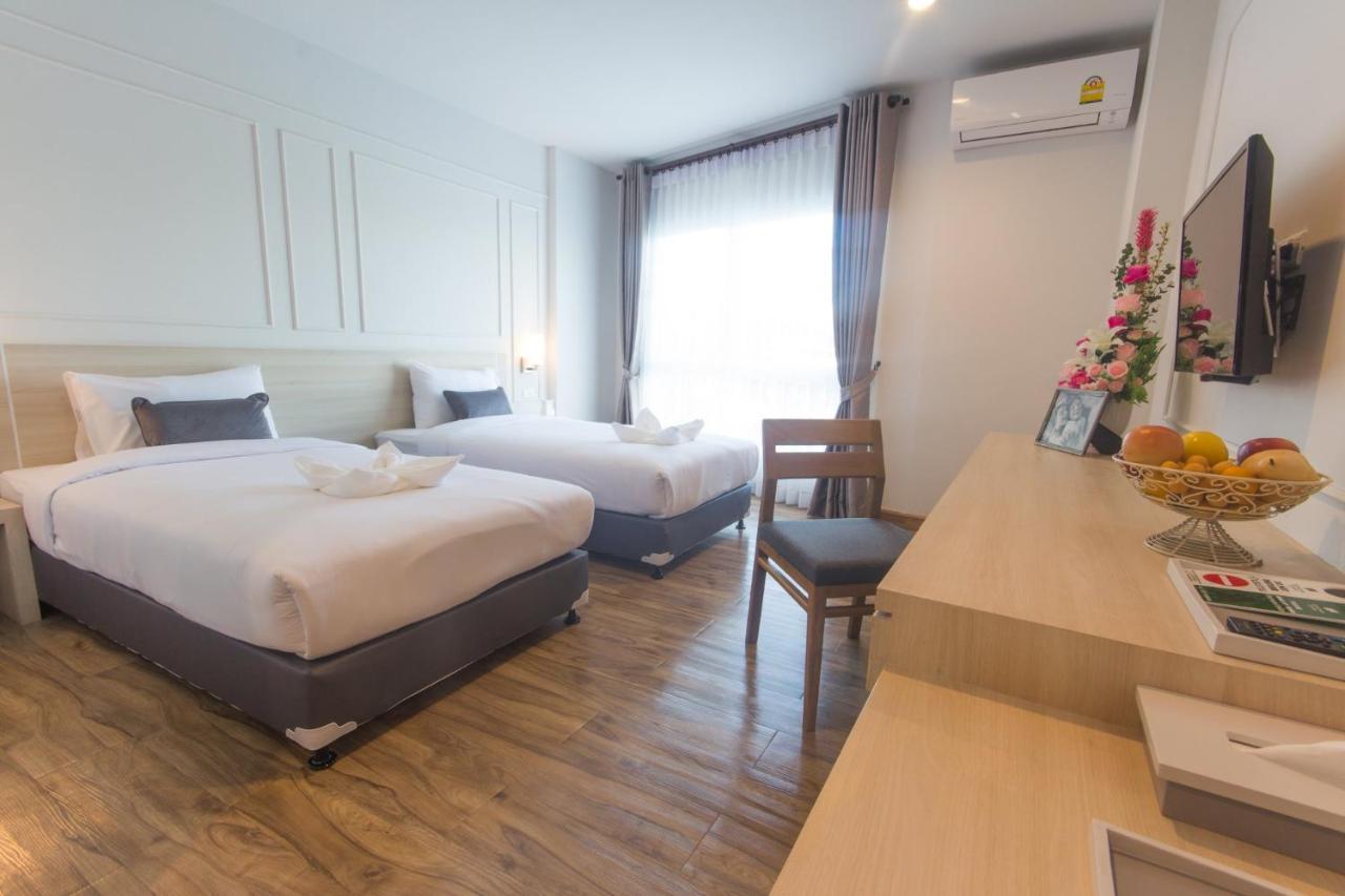 Donchan Grand Hotel Chiang Mai Dış mekan fotoğraf