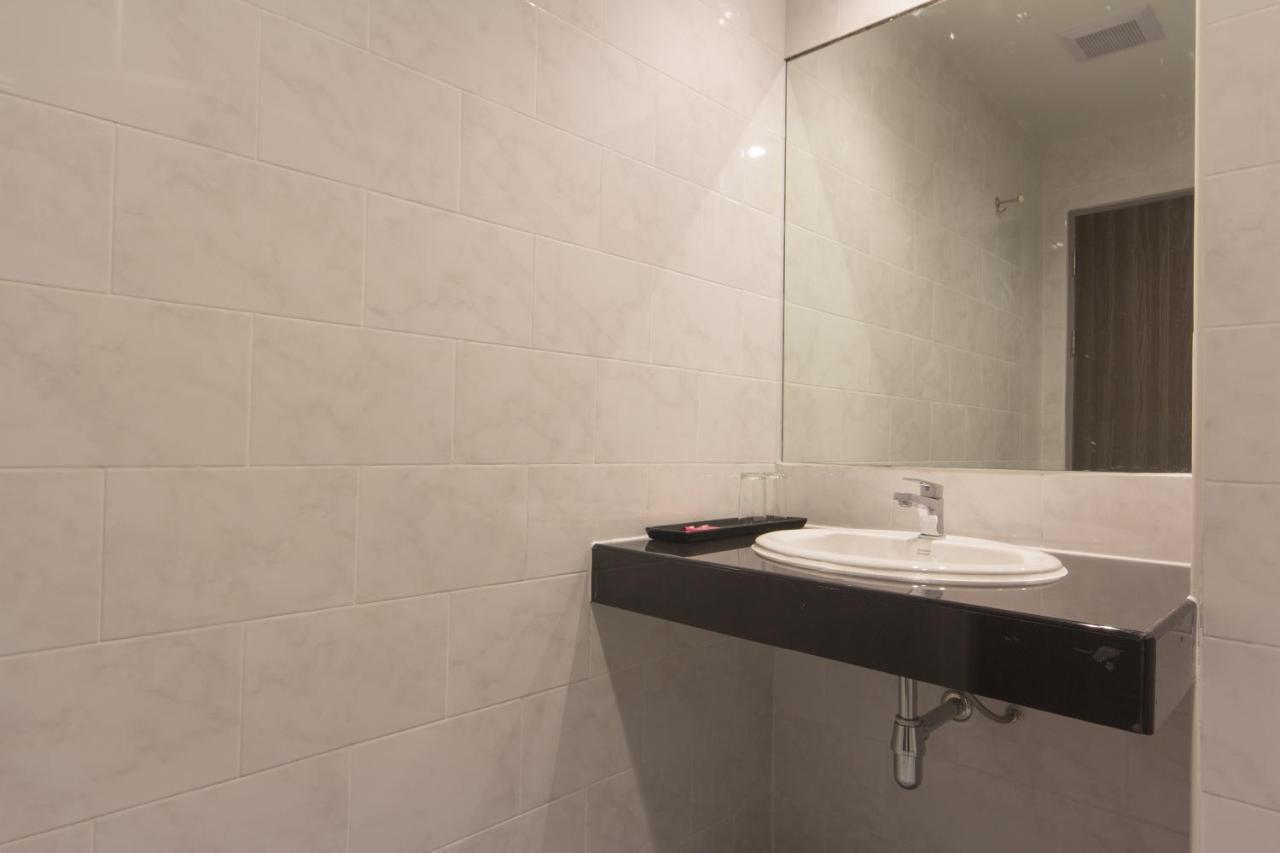 Donchan Grand Hotel Chiang Mai Dış mekan fotoğraf