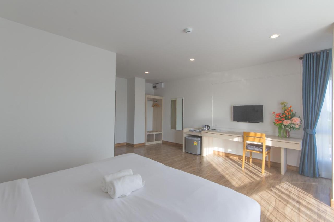 Donchan Grand Hotel Chiang Mai Dış mekan fotoğraf
