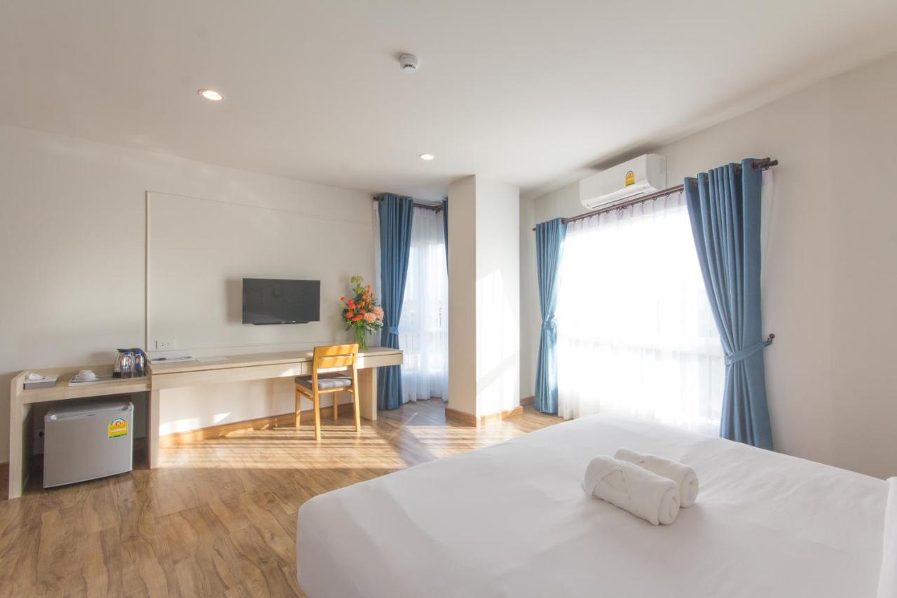 Donchan Grand Hotel Chiang Mai Dış mekan fotoğraf