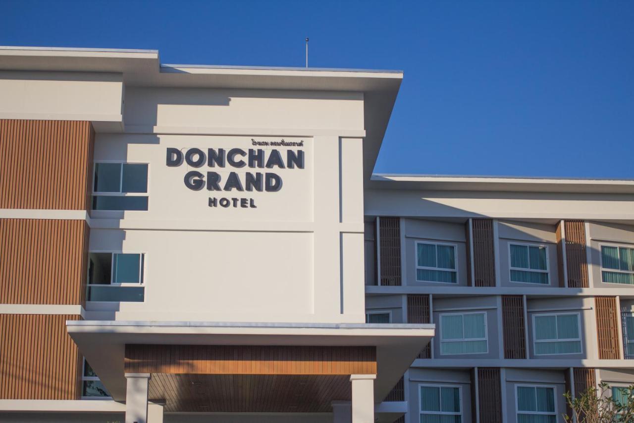Donchan Grand Hotel Chiang Mai Dış mekan fotoğraf